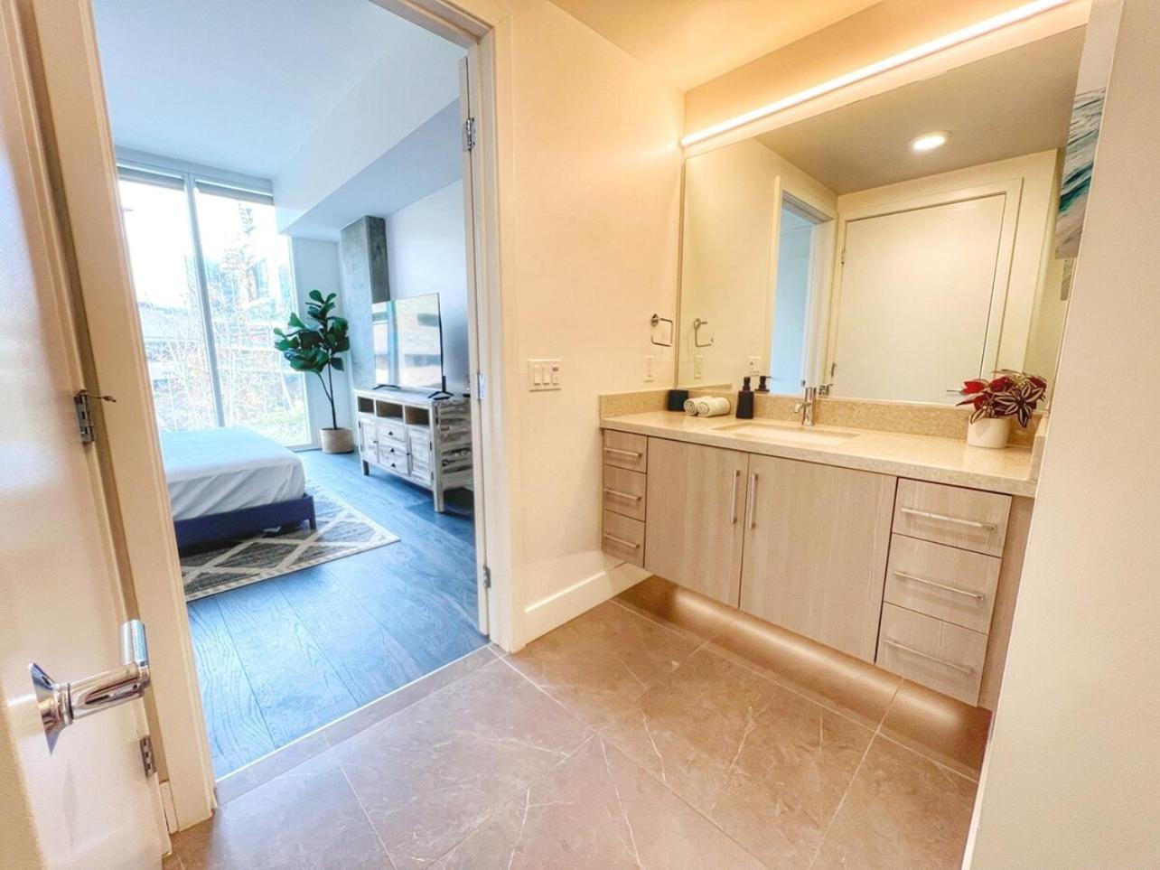Stunning Apartment By Petco Park! San Diego Esterno foto